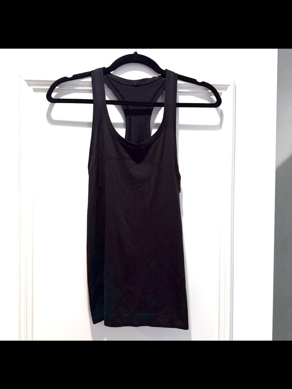 Lululemon Black Razorback